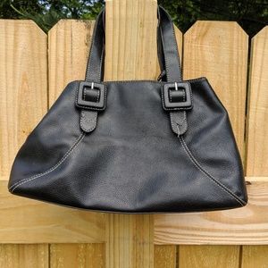 SLEEK BLACK LIZ CLAIBORN PURSE
